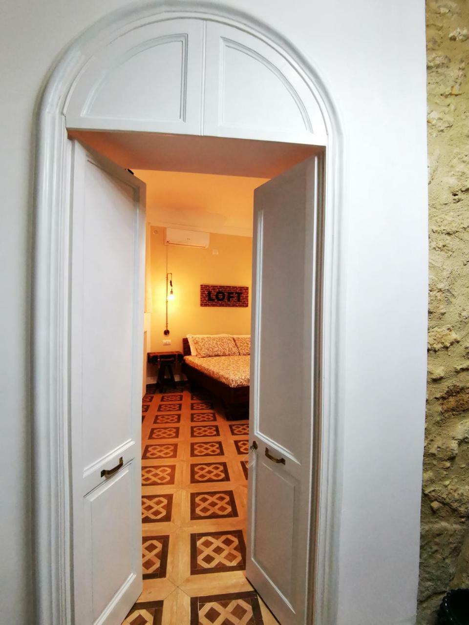 Suite Inn Centro Dimora Storica Enna Bagian luar foto