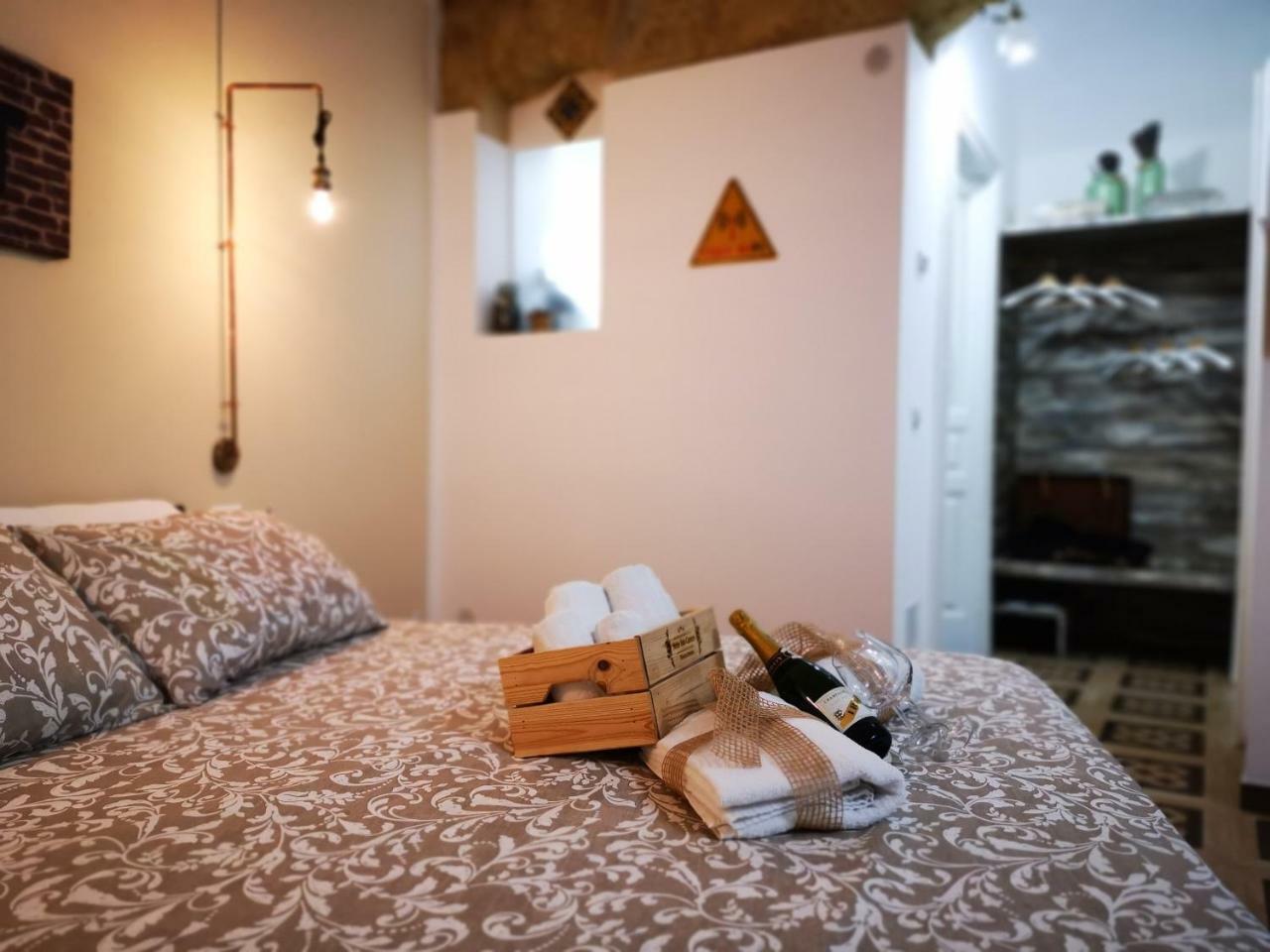 Suite Inn Centro Dimora Storica Enna Bagian luar foto